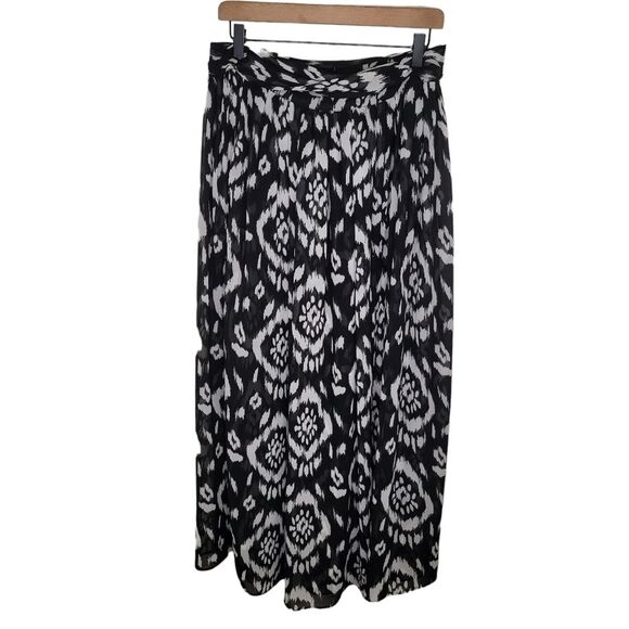 Vince Camuto black & white chiffon maxi skirt size 6 - Picture 1 of 8
